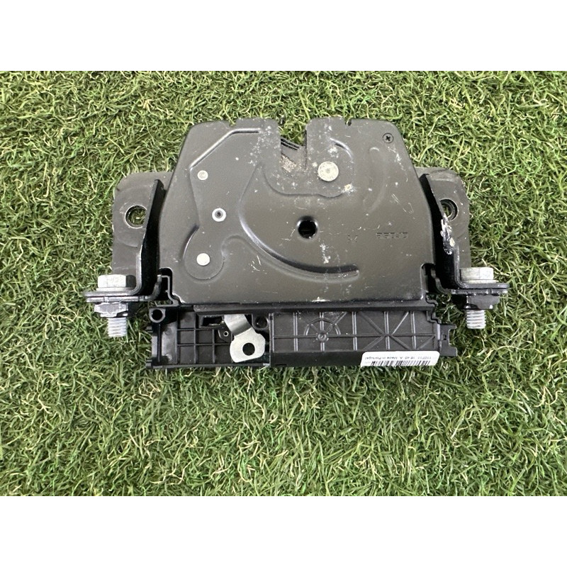 Замок багажника (кузов и элементы) BMW X3 F25 2012 3.0 51247233025