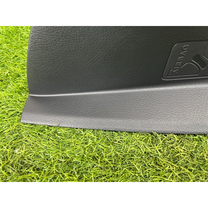 Накладка торпеды боковая (салон) Mercedes-Benz EQB 350 X243 2022 A2476890700649051