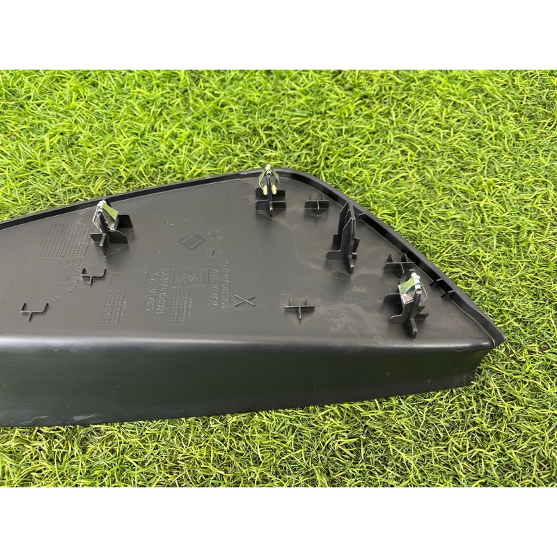 Накладка торпеды боковая (салон) Mercedes-Benz EQB 350 X243 2022 A2476890700649051