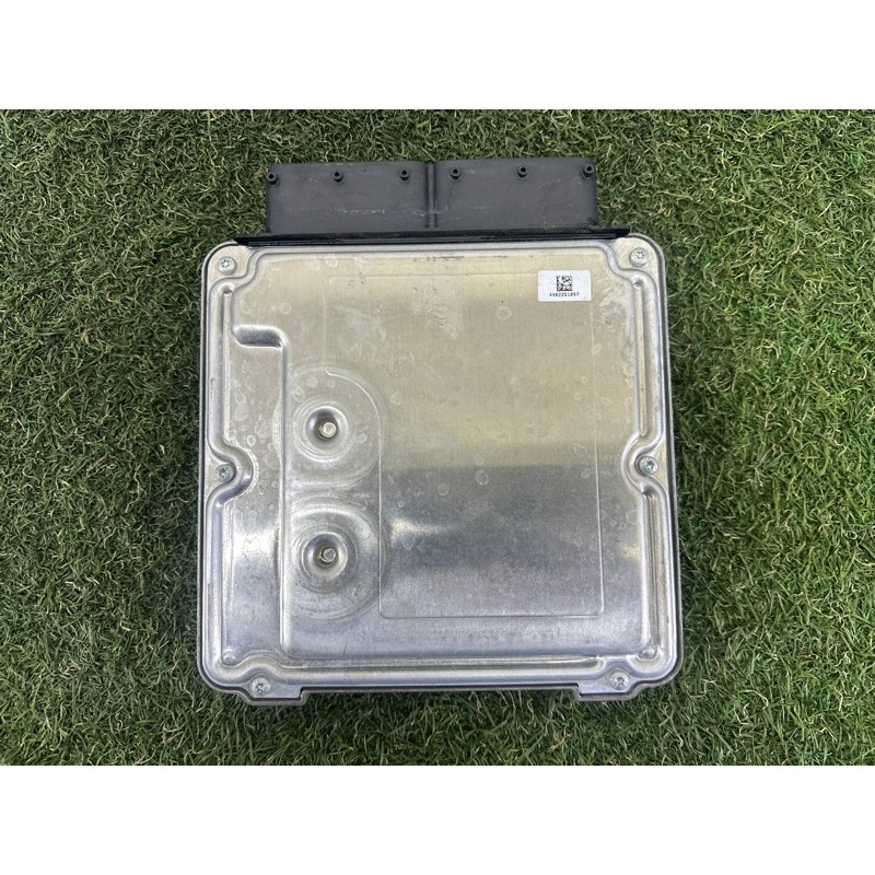 Блок управления двигателем (электрика / блоки управления) AUDI A4 B9 2018 2.0 DBPA 8W0907115C8W0