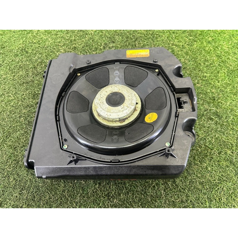 Сабвуфер (електрика) BMW 7-series F01 2011 3.0 N54 65139241118