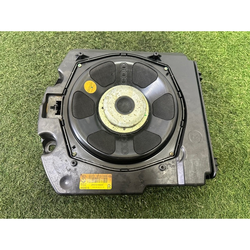 Сабвуфер (електрика) BMW 7-series F01 2011 3.0 N54 65139241118