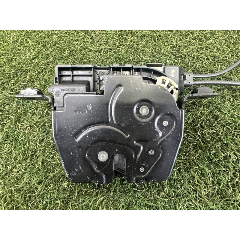 Замок багажника (кузов и элементы) BMW 7-series F01 2011 3.0 N54 51247269543