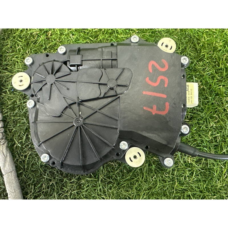 Привід замка багажника (електрика) BMW 7-series F01 2011 3.0 N54 51247191213