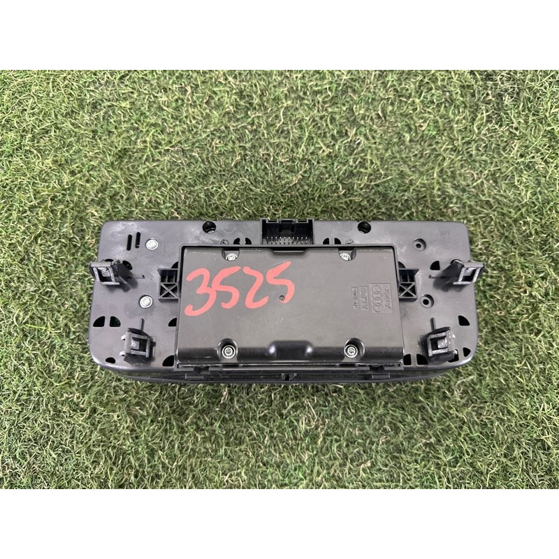 Блок кнопок мультимедиа (электрика / блоки управления) AUDI A8 D4 2011 4.2 CDRA 4H1919600M