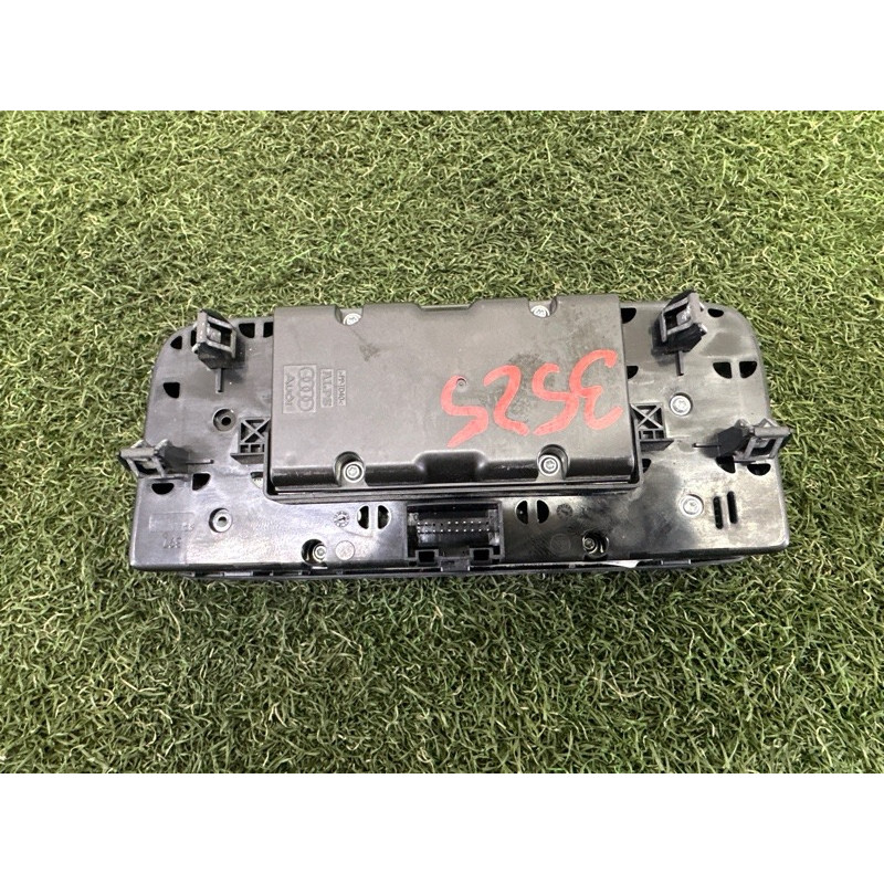 Блок кнопок мультимедиа (электрика / блоки управления) AUDI A8 D4 2011 4.2 CDRA 4H1919600M