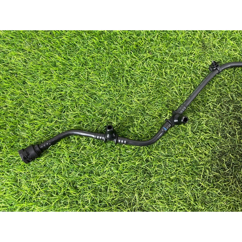 Патрубок (система охлаждения) Mercedes-Benz EQB 350 X243 2022 A2435002300