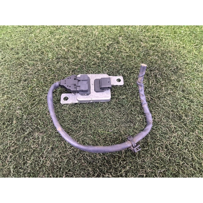 Датчик NOX (электрика двигателя) Volkswagen Touareg NF 2012 3.0 TDI 8K0907807D