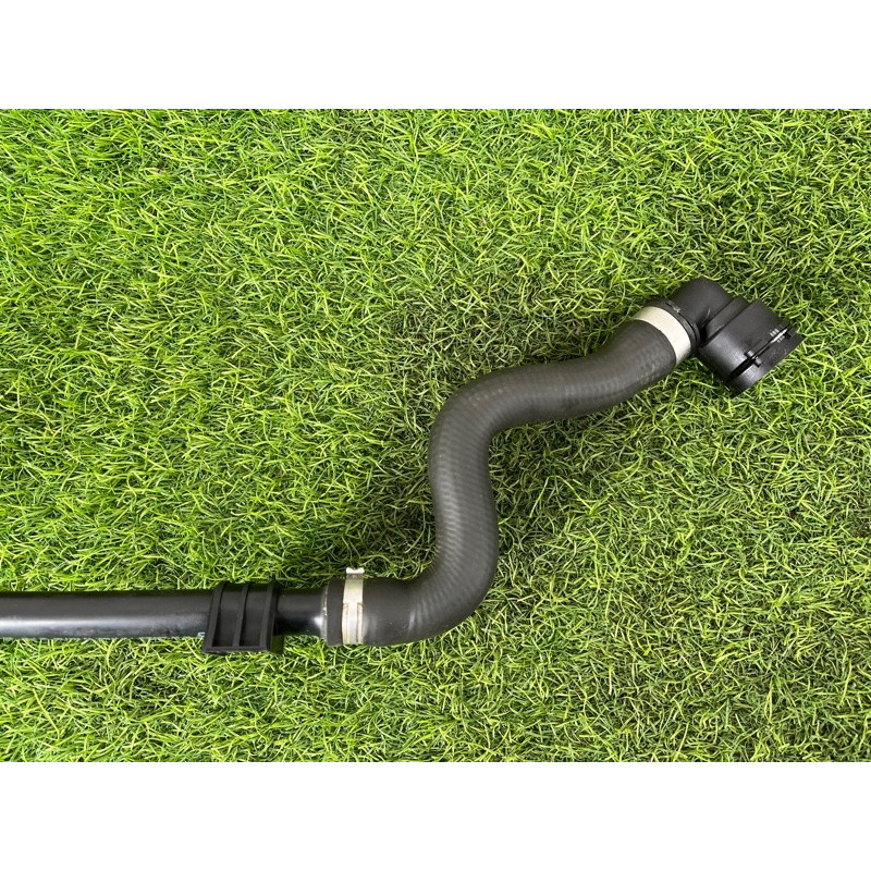 Патрубок (система охлаждения) Mercedes-Benz EQB 350 X243 2022 A2435002100