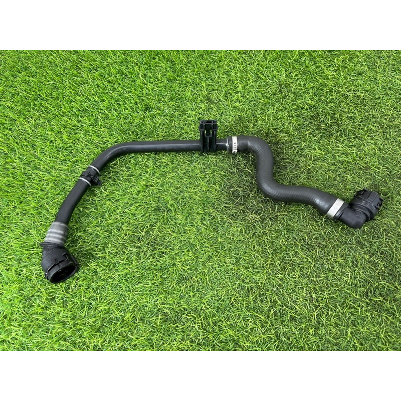 Патрубок (система охлаждения) Mercedes-Benz EQB 350 X243 2022 A2435002100