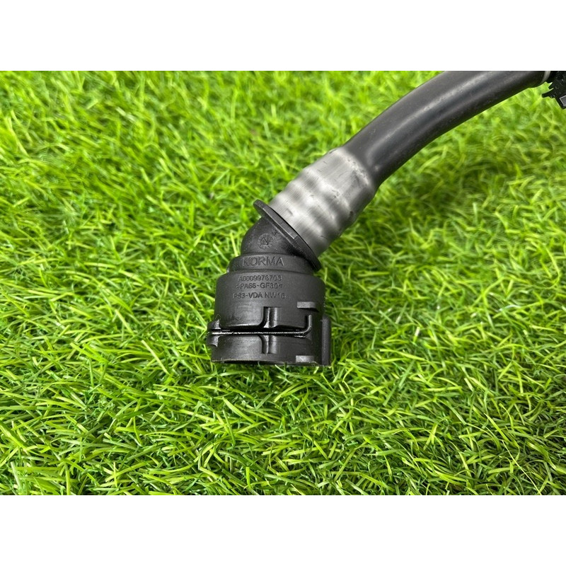 Патрубок (система охлаждения) Mercedes-Benz EQB 350 X243 2022 A2435002100