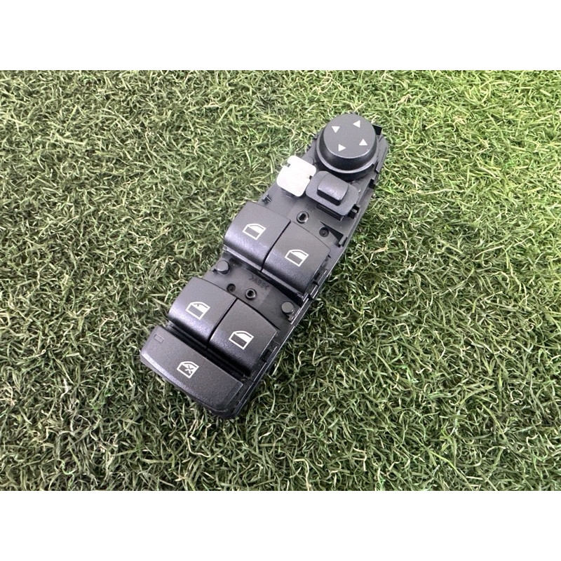 Блок кнопок стеклоподъемников (электрика / кнопки) BMW X3 F25 2012 3.0 61319208108