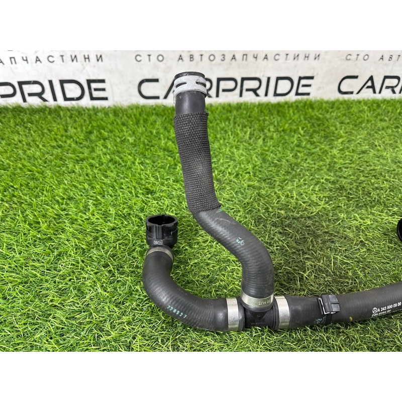 Патрубок (система охлаждения) Mercedes-Benz EQB 350 X243 2022 A2435000900