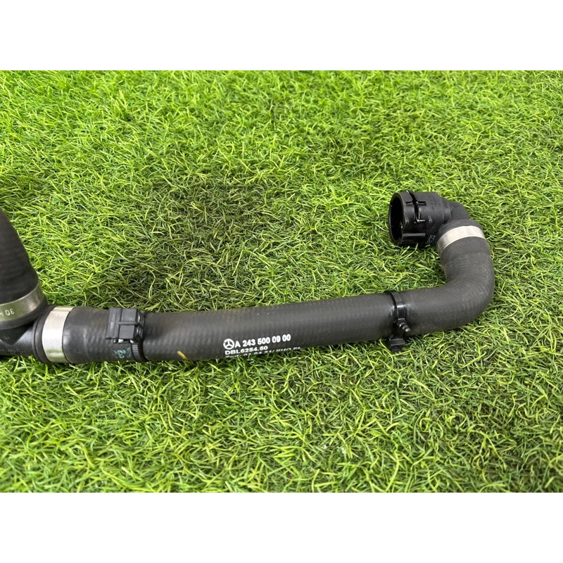 Патрубок (система охлаждения) Mercedes-Benz EQB 350 X243 2022 A2435000900