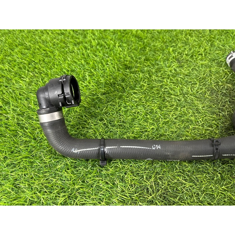 Патрубок (система охлаждения) Mercedes-Benz EQB 350 X243 2022 A2435000900