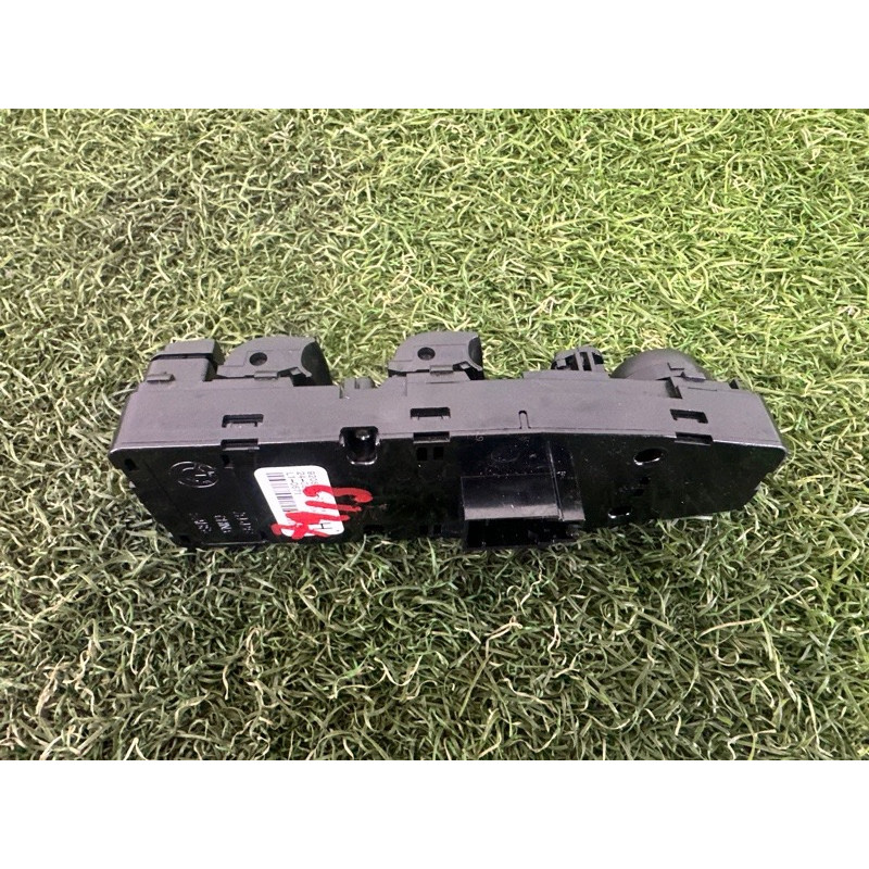 Блок кнопок стеклоподъемников (электрика / кнопки) BMW X3 F25 2012 3.0 61319208108