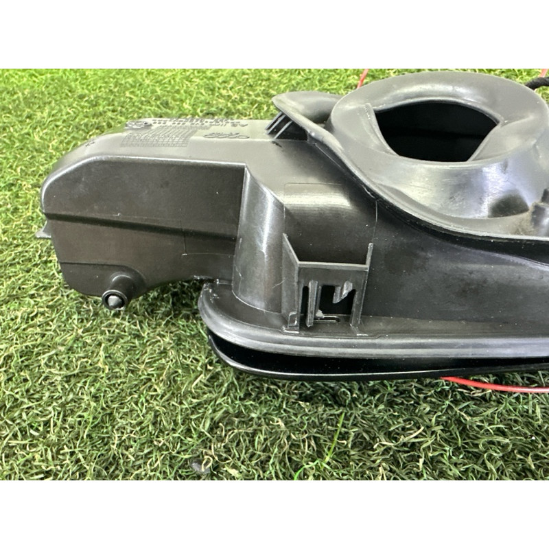 Лючок топливного бака (кузов и элементы) AUDI A3 8V 2016 1.8 CNSB 8V5809906