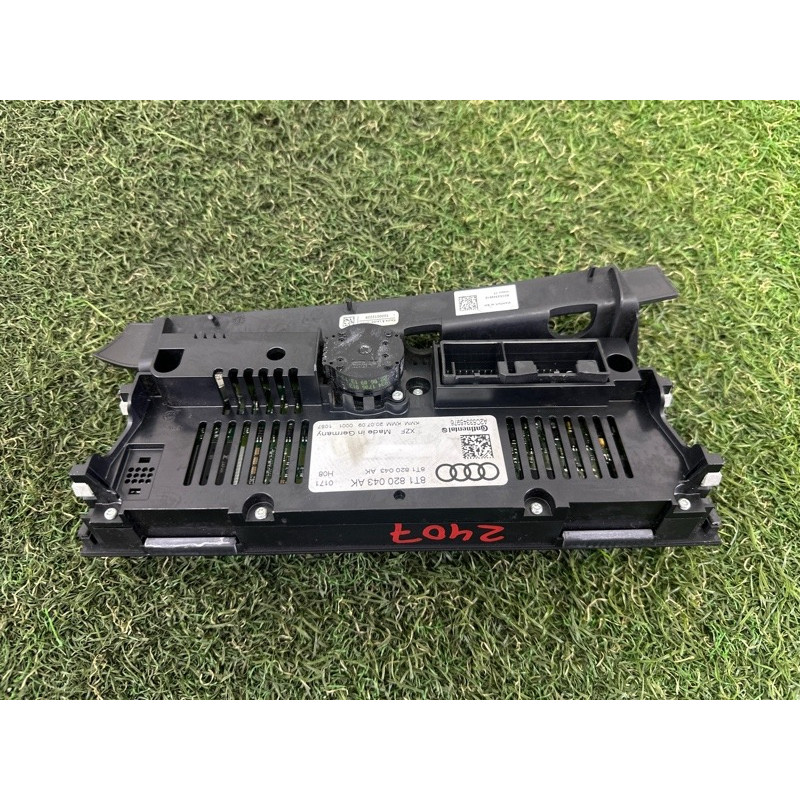 Панель управления климат-контролем (электрика / блоки управления) AUDI Q5 8R 2010 3.2 CALB 8T1820043AKXZF