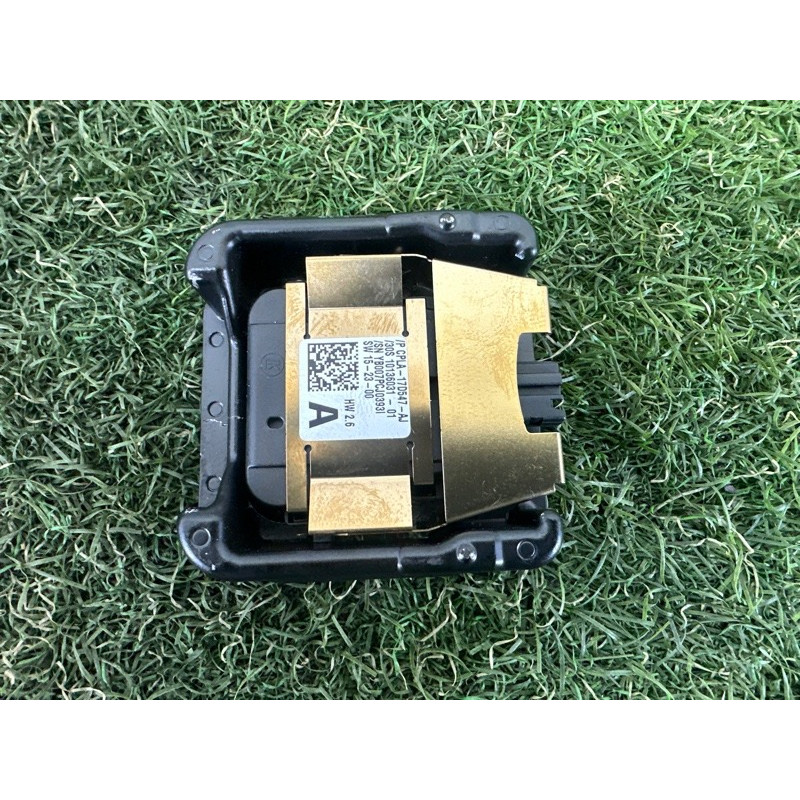 Датчик дождя (электрика / датчики) LAND ROVER RANGE ROVER Sport L494 2016 3.0 Diesel LR083315