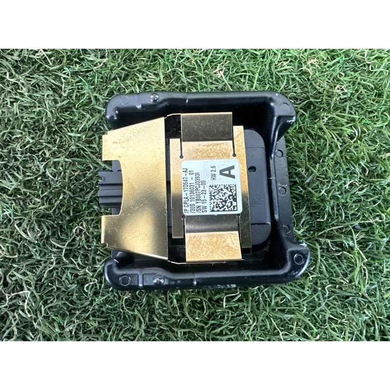 Датчик дождя (электрика / датчики) LAND ROVER RANGE ROVER Sport L494 2016 3.0 Diesel LR083315