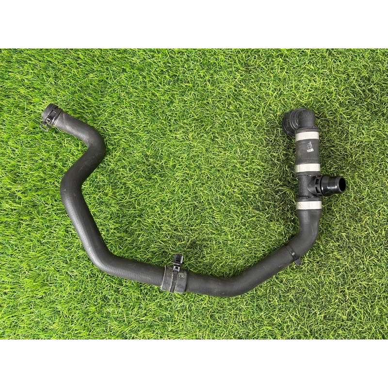 Патрубок (система охлаждения) Mercedes-Benz EQB 350 X243 2022 A2438304500