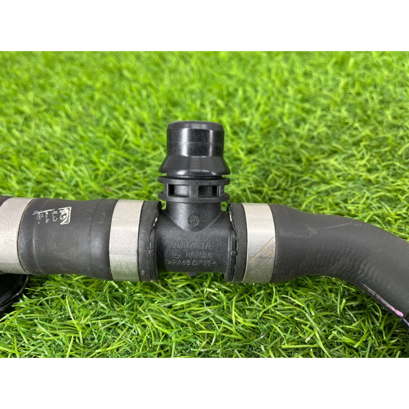 Патрубок (система охлаждения) Mercedes-Benz EQB 350 X243 2022 A2438304500