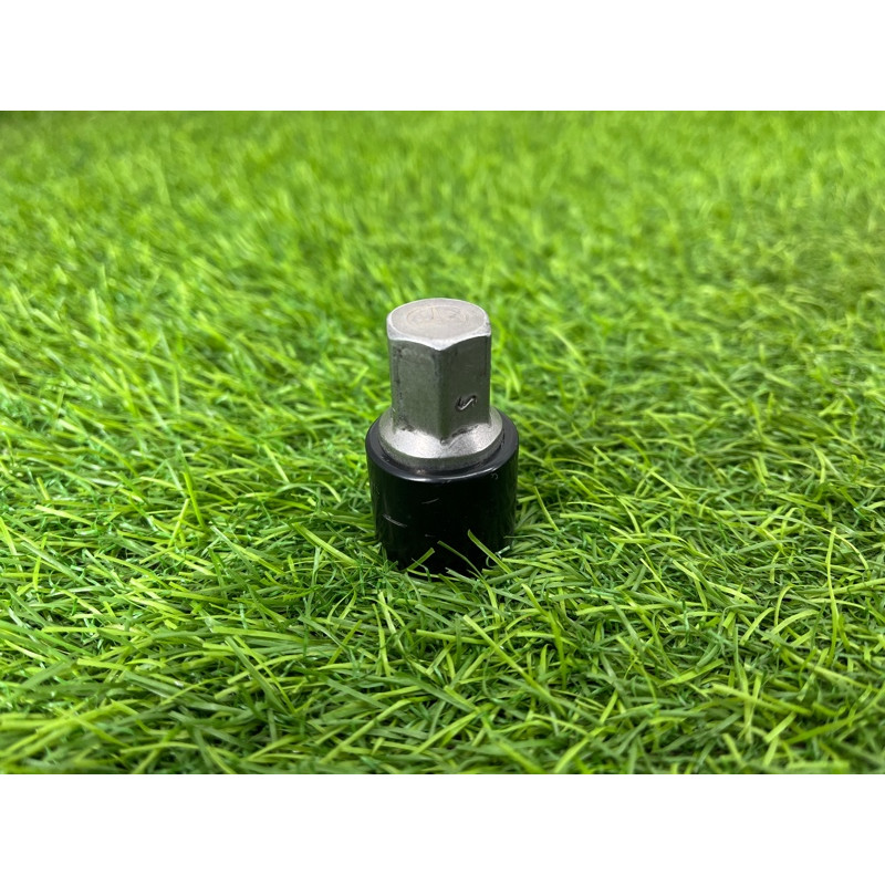 Комплект колёсных секреток (аксессуары) Mercedes-Benz EQB 350 X243 2022 A0019901707