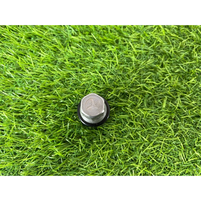 Комплект колёсных секреток (аксессуары) Mercedes-Benz EQB 350 X243 2022 A0019901707