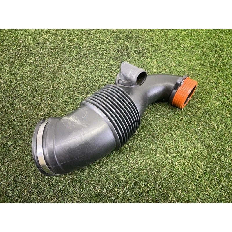 Патрубок интеркулера (двигатель и элементы) BMW X5 F15 2015 4.4 13717638569