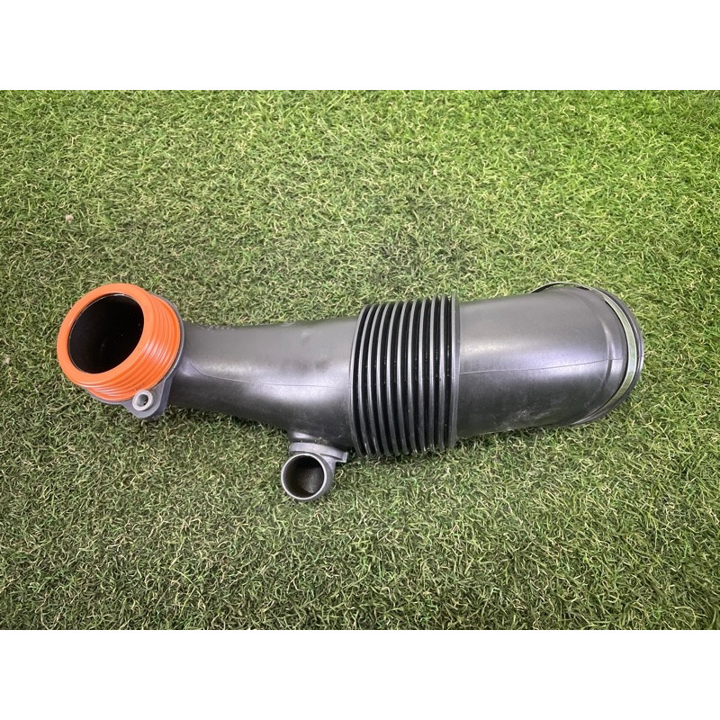 Патрубок интеркулера (двигатель и элементы) BMW X5 F15 2015 4.4 13717638569