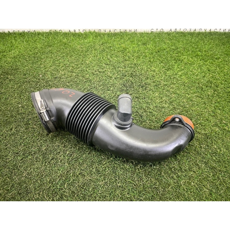 Патрубок интеркулера (двигатель и элементы) BMW X5 F15 2015 4.4 13717638568