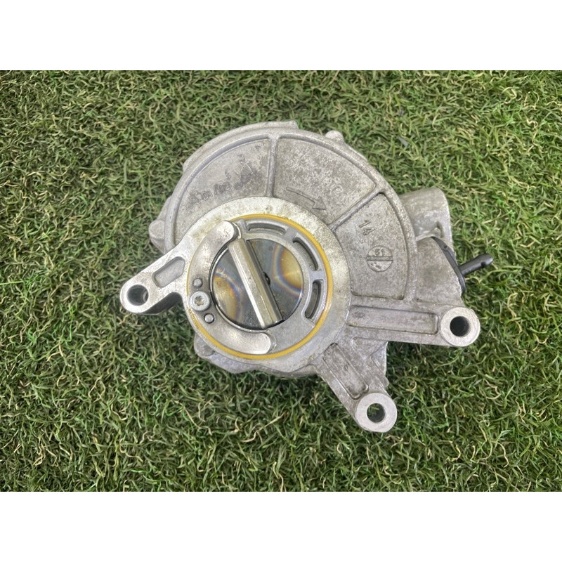 Вакуумный насос (тормозная система) BMW X5 F15 2015 4.4 11668605976