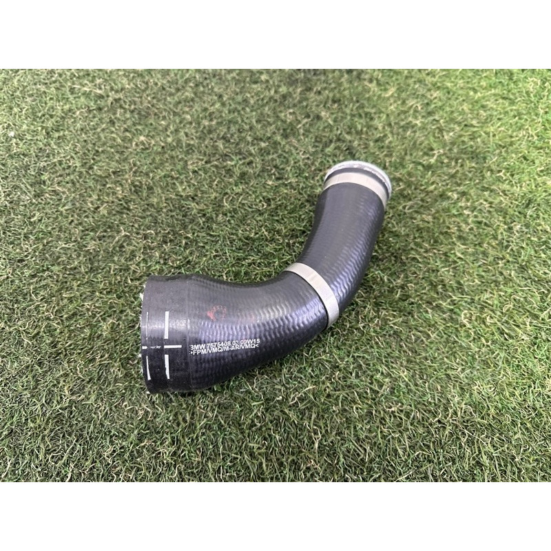 Патрубок интеркулера (двигатель и элементы) BMW X5 F15 2015 4.4 13717575408