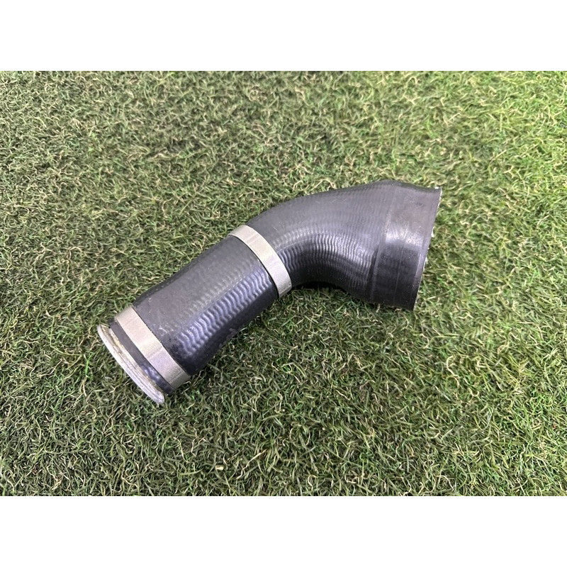 Патрубок интеркулера (двигатель и элементы) BMW X5 F15 2015 4.4 13717575407