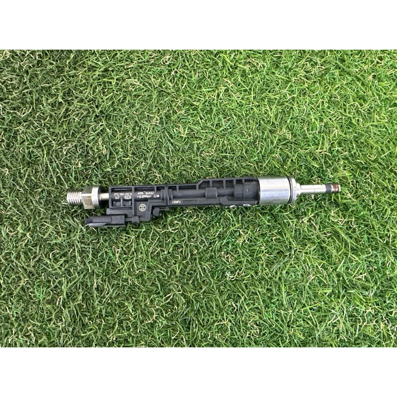 Форсунка топливная (топливная система) BMW X5 F15 2015 4.4 13538627842