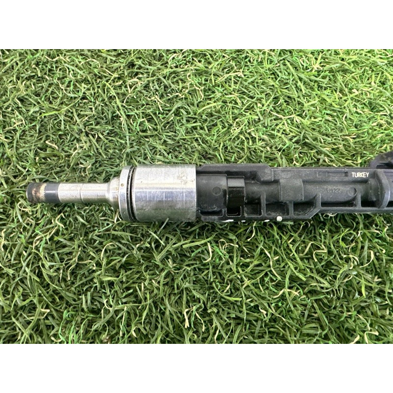 Форсунка топливная (топливная система) BMW X5 F15 2015 4.4 13538627842