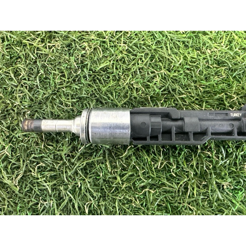 Форсунка топливная (топливная система) BMW X5 F15 2015 4.4 13538627842