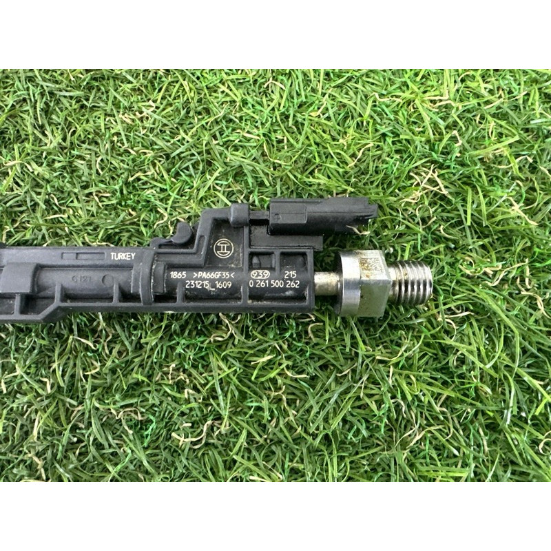 Форсунка топливная (топливная система) BMW X5 F15 2015 4.4 13538627842