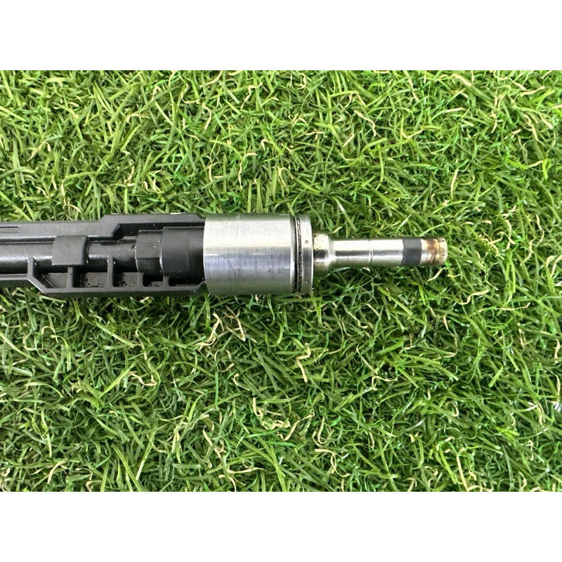 Форсунка топливная (топливная система) BMW X5 F15 2015 4.4 13538627842