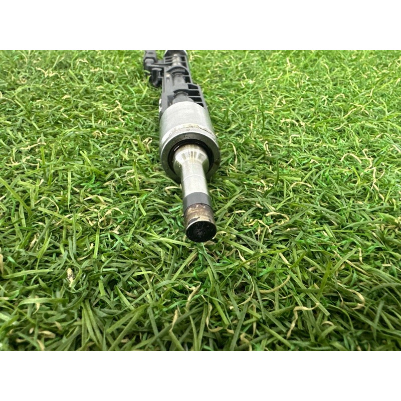 Форсунка топливная (топливная система) BMW X5 F15 2015 4.4 13538627842