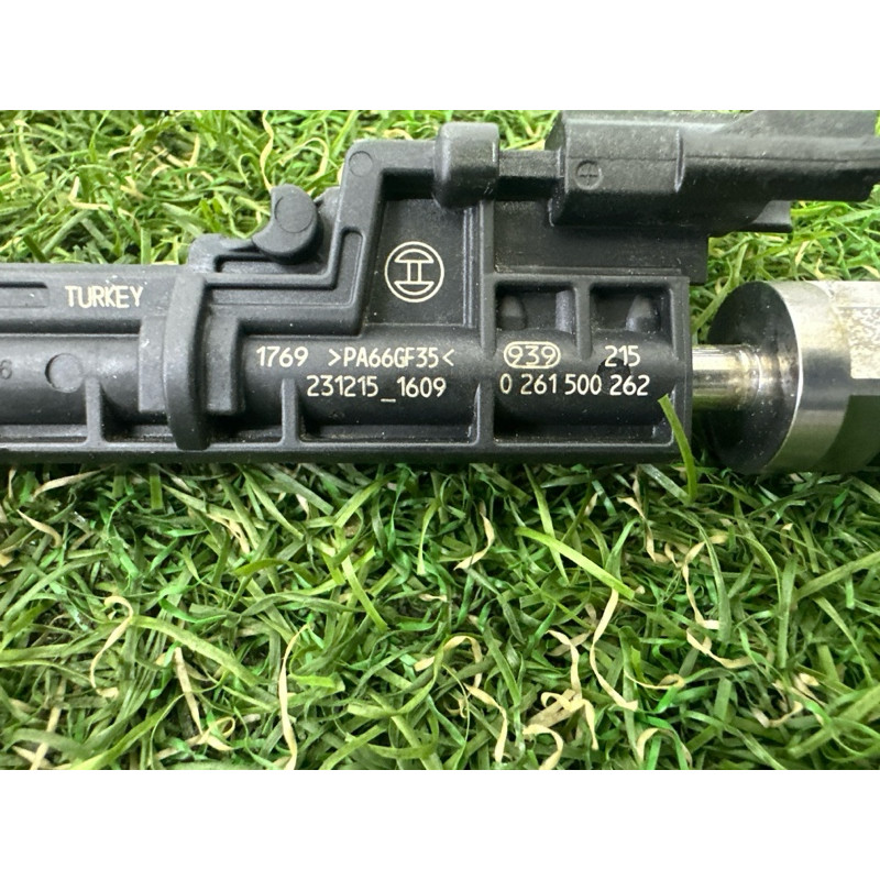 Форсунка топливная (топливная система) BMW X5 F15 2015 4.4 13538627842