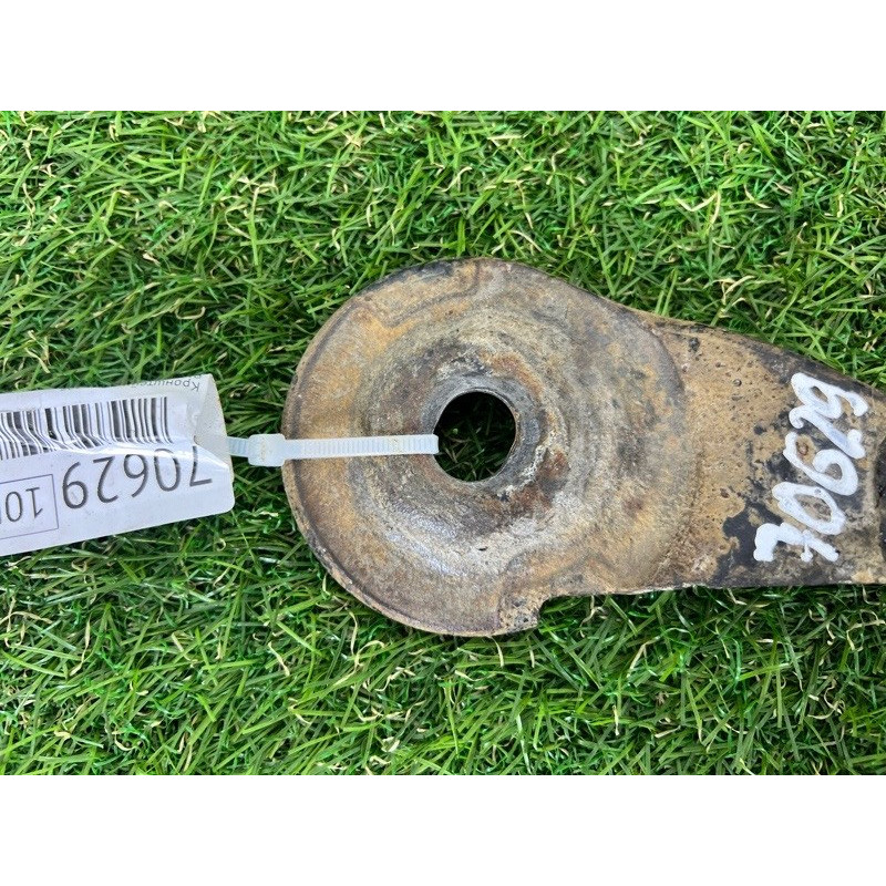 Кронштейн балки (підвіска) BMW 3-series E30 33321124465