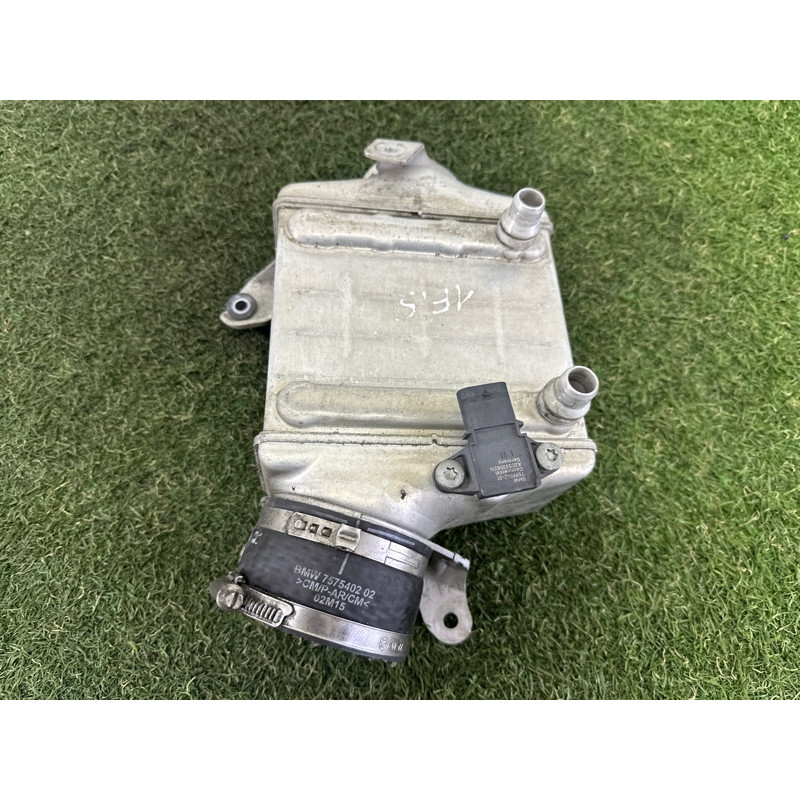 Интеркулер (система охлаждения) BMW X5 F15 2015 4.4 13717575405
