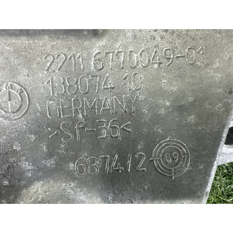 Кронштейн двигателя (кронштейны двигателя) BMW 3-series E90 2010 3.0 N54 22116770049