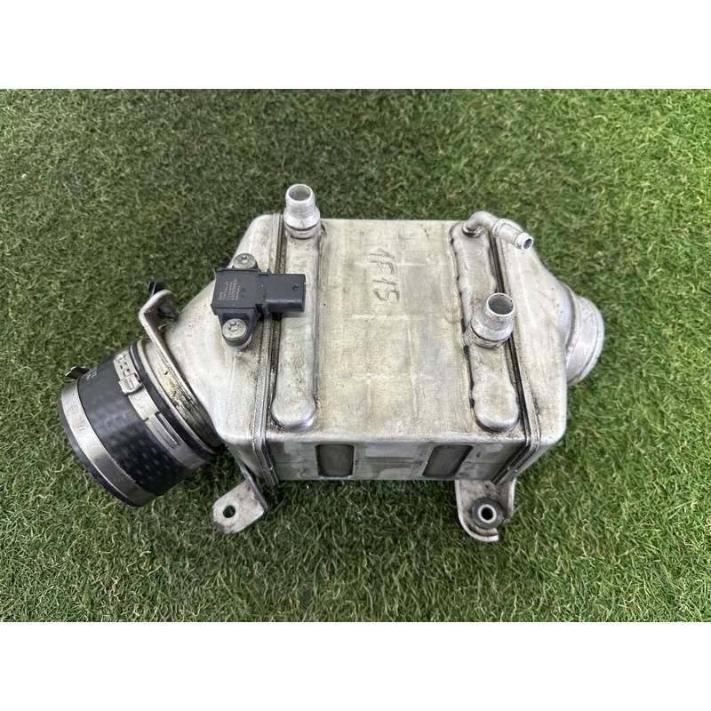 Интеркулер (система охлаждения) BMW X5 F15 2015 4.4 13717575406