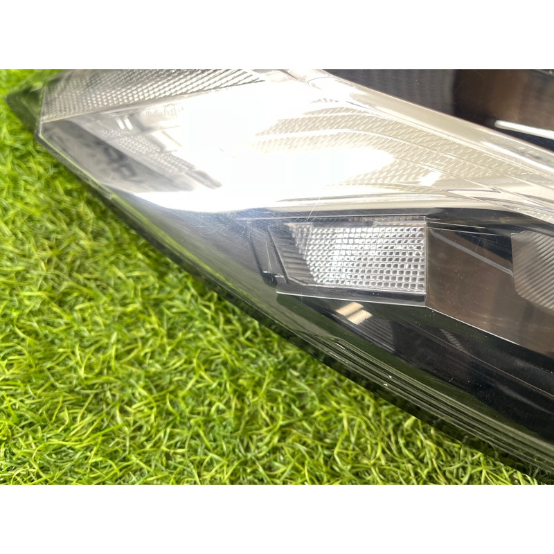 Фара (оптика) Nissan Rogue T33 2023 1.5 KR15DDT 261256RR0A