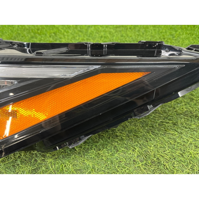 Фара (оптика) Nissan Rogue T33 2023 1.5 KR15DDT 261256RR0A