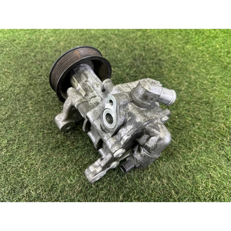 Насос гидроусилителя руля (рулевое управление) BMW X5 F15 2015 4.4 32416796457