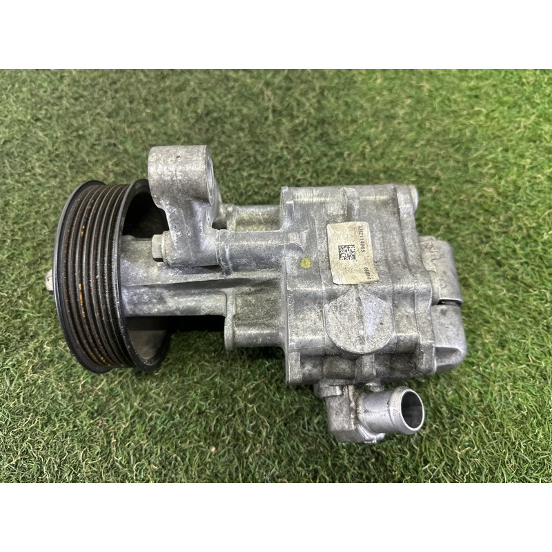 Насос гидроусилителя руля (рулевое управление) BMW X5 F15 2015 4.4 32416796457