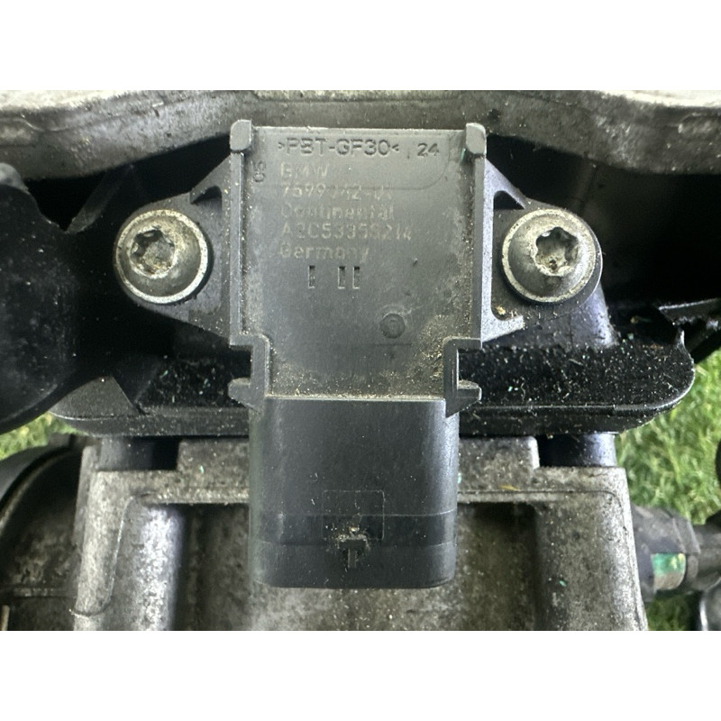 Коллектор впускной (впускная система) BMW 3-series F30 2013 2.0 11617588126